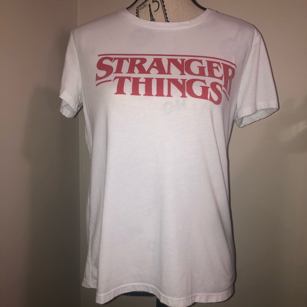 STRANGER THINGS t-shirt